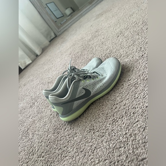 Nike Flex Run 2016 - Picture 1 of 4
